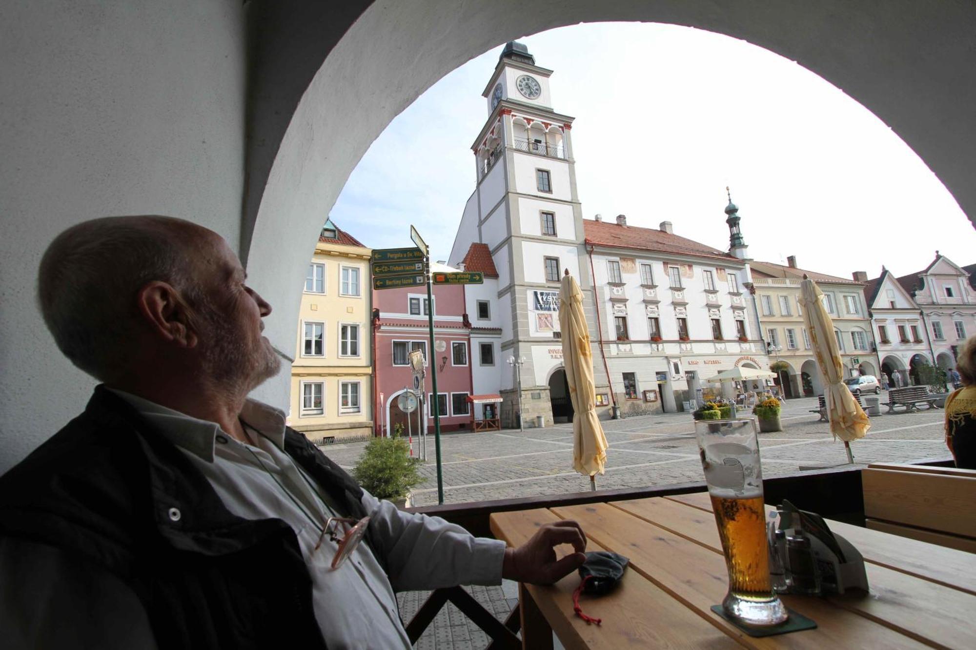 Hotel Bily Konicek Třeboň Eksteriør billede