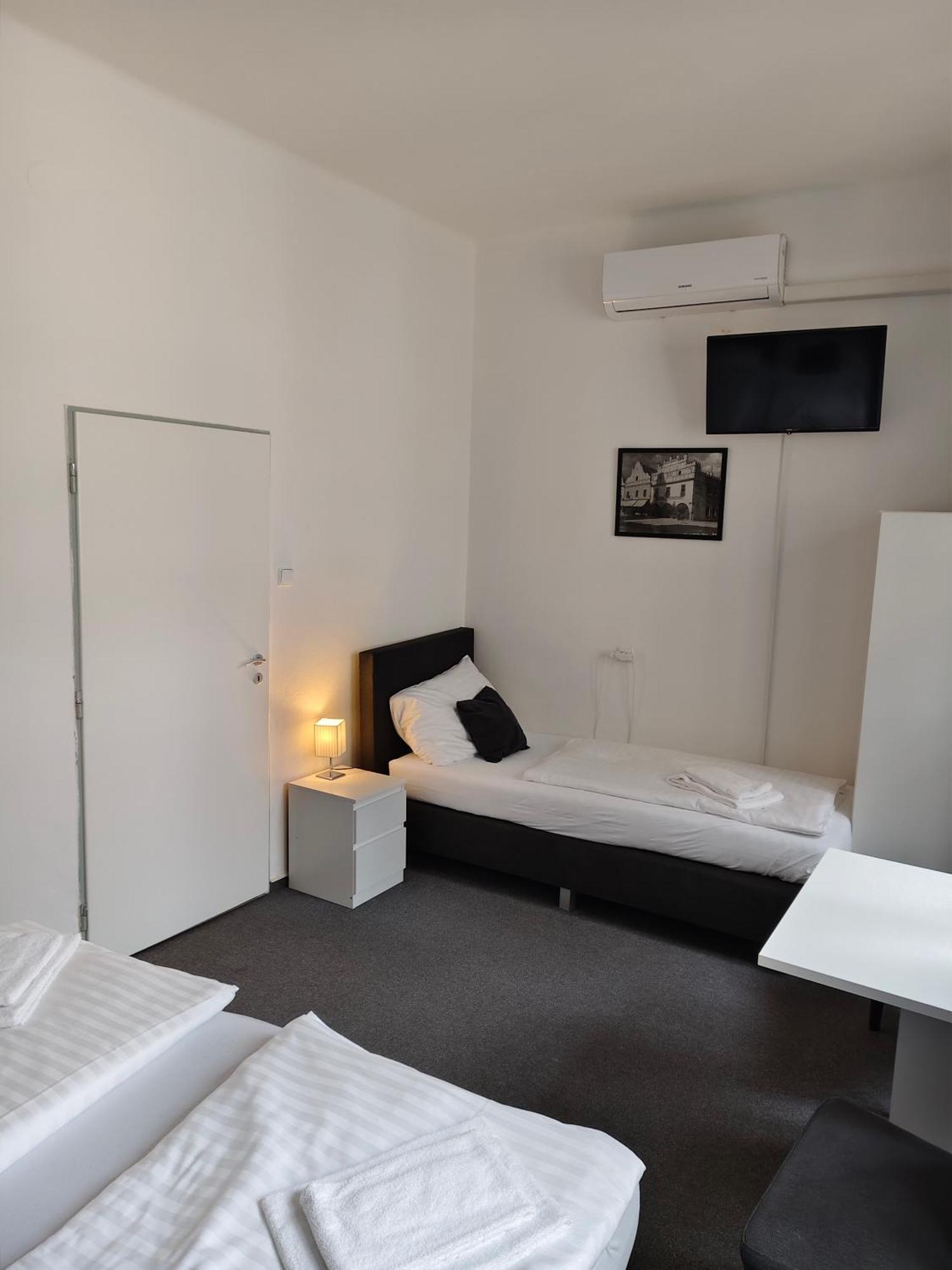 Hotel Bily Konicek Třeboň Eksteriør billede