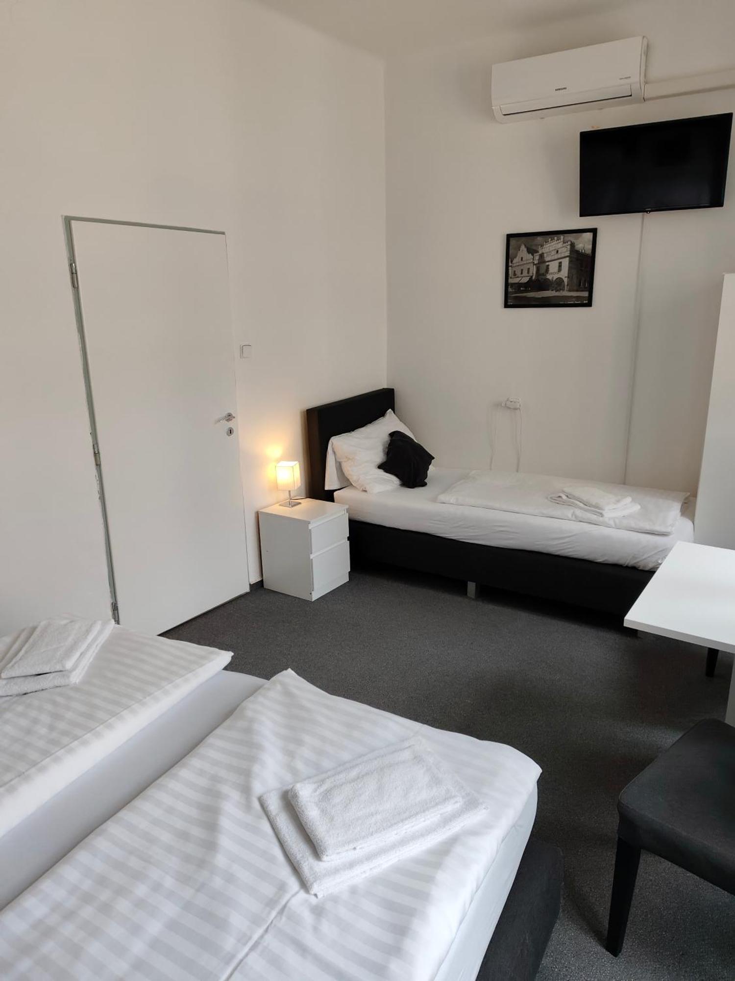 Hotel Bily Konicek Třeboň Eksteriør billede