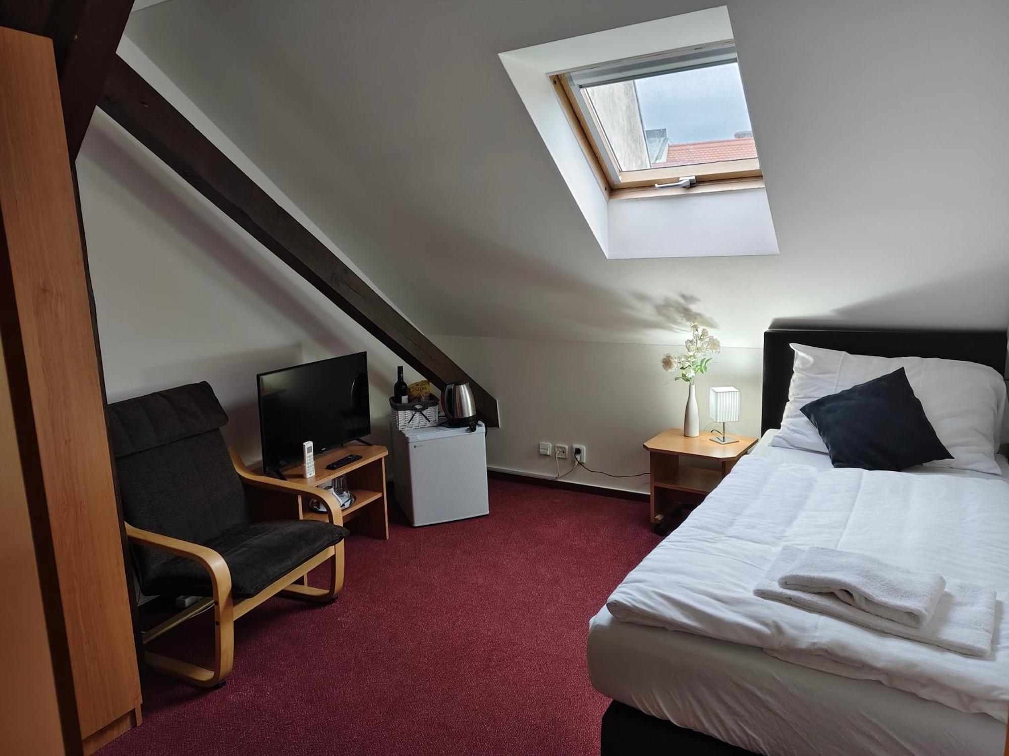 Hotel Bily Konicek Třeboň Eksteriør billede