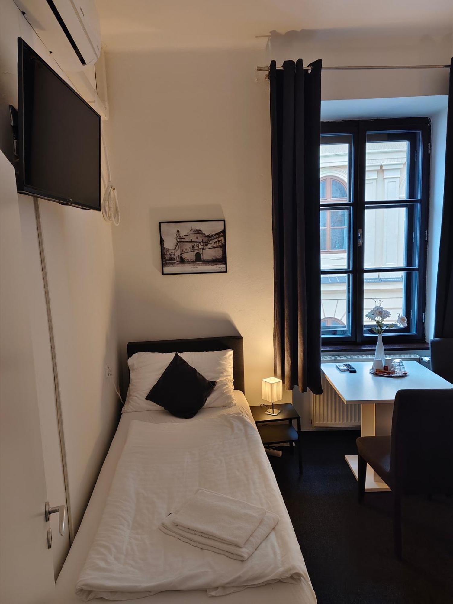 Hotel Bily Konicek Třeboň Eksteriør billede
