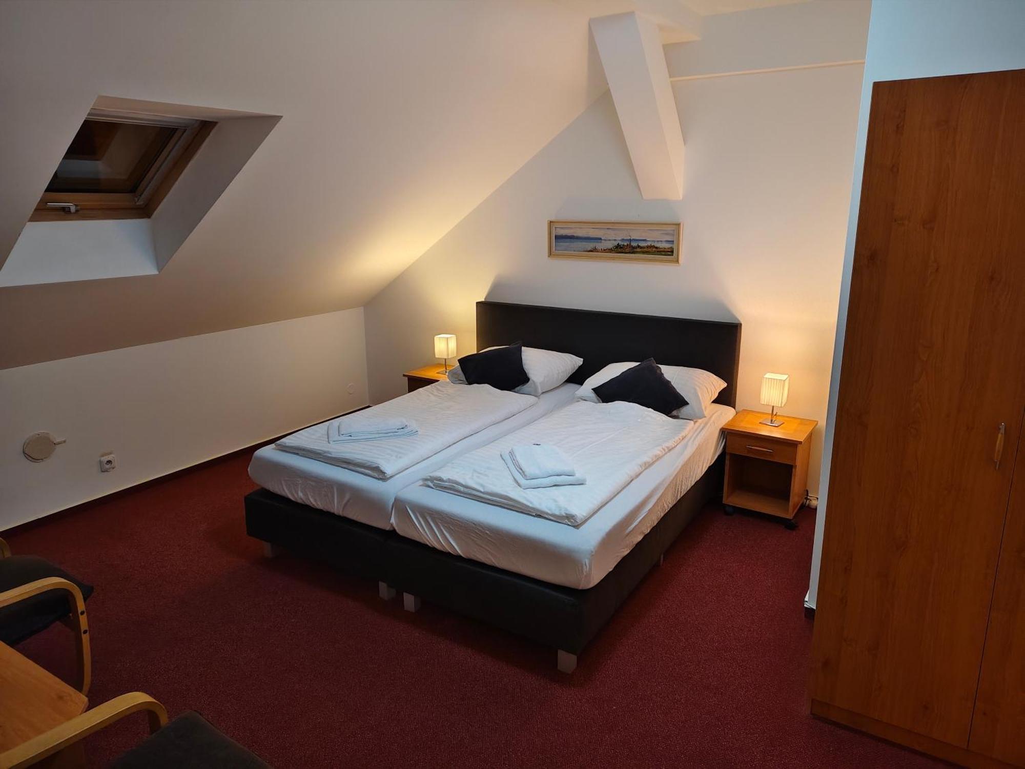 Hotel Bily Konicek Třeboň Eksteriør billede