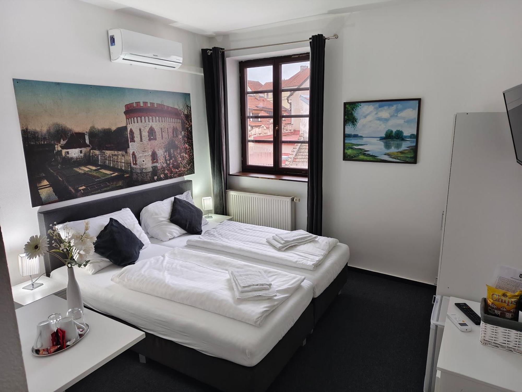Hotel Bily Konicek Třeboň Eksteriør billede